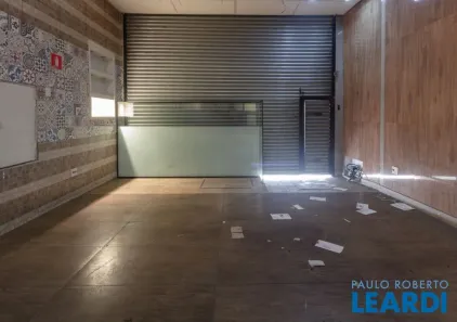 Ponto Comercial para alugar, 359m² no Cerqueira César, São Paulo