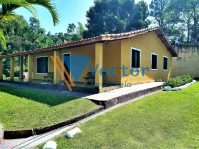 Fazenda/Sítio com 4 Quartos à venda, 215m² no Parque dos Jacarandás, Arujá
