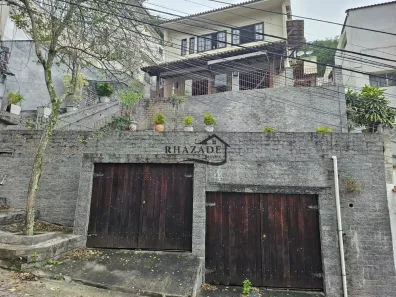 Casa com 2 Quartos à venda, 290m² no Pe Pequeno, Niterói