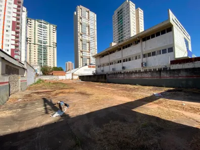 Lote/Terreno à venda, 750m² no Setor Bueno, Goiânia
