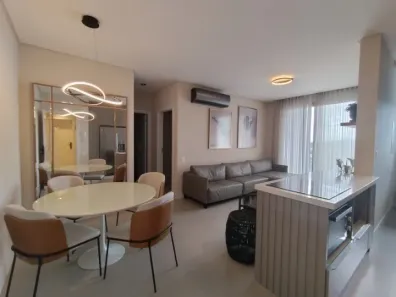 Apartamento com 2 Quartos para alugar, 80m² no Córrego Grande, Florianópolis