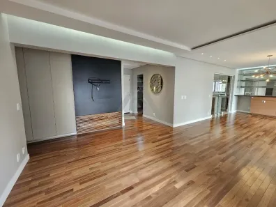 Apartamento com 3 Quartos para alugar, 144m² no Cambuí, Campinas