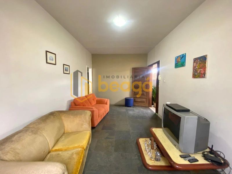 Casa com 3 quartos — Carlos Prates, Belo Horizonte