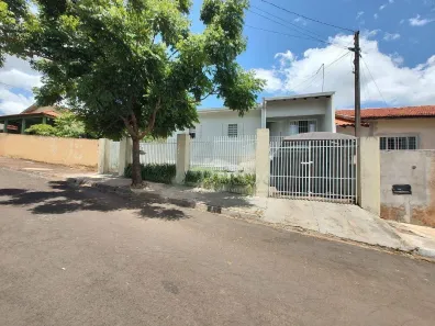 Casa com 4 Quartos à venda, 220m² no Miguel A Antigo, Ibiporã