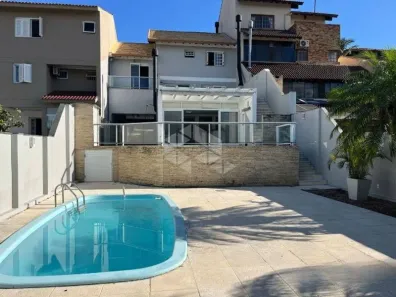Casa com 4 Quartos para alugar, 450m² no Ipanema, Porto Alegre