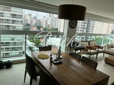 Apartamento com 3 Quartos à venda, 210m² no Vila Olímpia, São Paulo