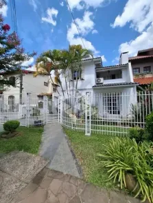Casa com 4 Quartos à venda, 256m² no Ipanema, Porto Alegre