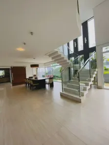 Sobrado com 5 Quartos à venda, 650m² no Condomínio Residencial Mirante do Vale, Jacareí