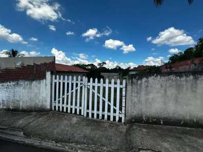 Lote/Terreno à venda, 300m² no Centro, Torre de Pedra