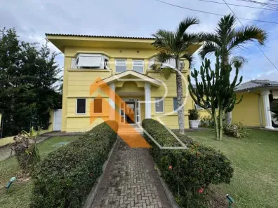 Casa de Condomínio com 6 Quartos à venda, 382m² no Itaipu, Niterói