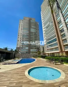 Apartamento com 3 Quartos para alugar, 187m² no Vila Embaré, Valinhos