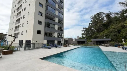 Apartamento com 3 Quartos para alugar, 145m² no Centro, Itajaí