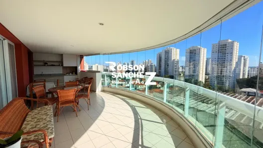 Apartamento com 4 Quartos para alugar, 246m² no Vila Sofia, São Paulo