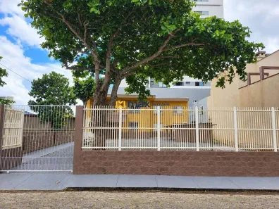Casa com 4 Quartos à venda, 210m² no Centro, Navegantes