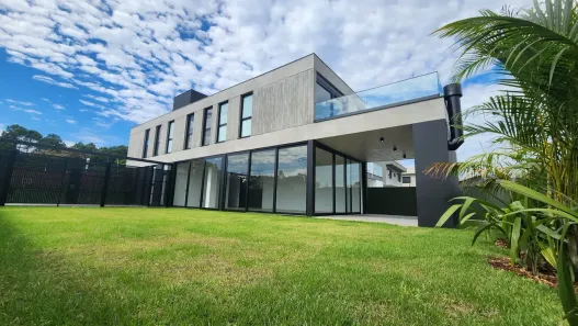 Casa com 4 Quartos à venda, 265m² no São João do Rio Vermelho, Florianópolis
