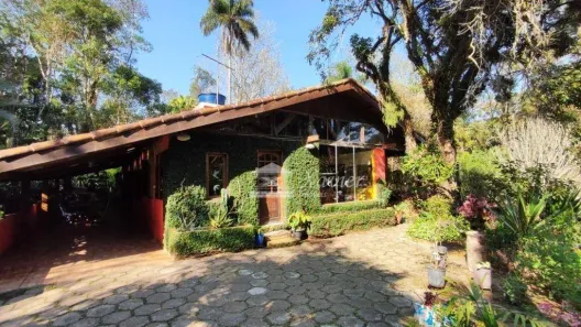 Fazenda/Sítio com 3 Quartos à venda, 200m² no Tijuco Preto(Caucaia do Alto), Cotia