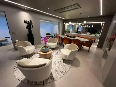 Apartamento com 3 Quartos à venda, 215m² no Vila Nova Conceição, São Paulo