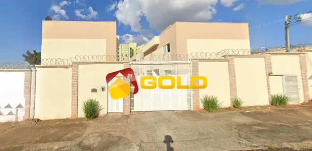 Sobrado com 3 Quartos à venda, 96m² no Martins, Uberlândia