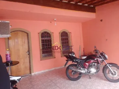 Sobrado com 2 Quartos à venda, 75m² no Jardim das Bandeiras, Taubaté