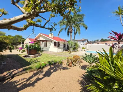 Casa com 2 Quartos à venda, 178m² no Canudos, Novo Hamburgo