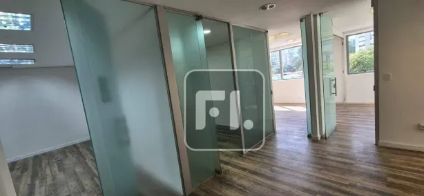 Sala Comercial para venda ou aluguel, 220m² no Jardim Paulistano, São Paulo