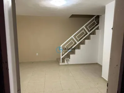 Sobrado com 4 Quartos à venda, 360m² no Paranoá, Brasília