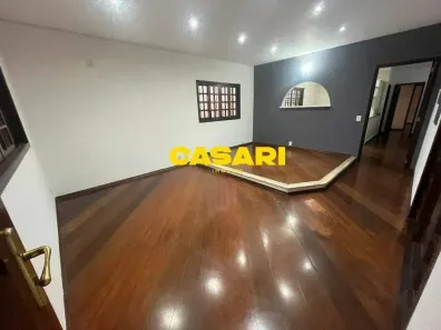 Casa com 2 Quartos para alugar, 237m² no Osvaldo Cruz, São Caetano do Sul