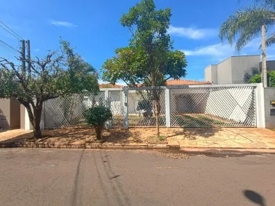 Casa com 3 Quartos à venda, 250m² no Jardim Tarraf II, São José do Rio Preto