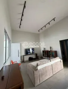 Casa com 2 Quartos à venda, 100m² no Cidade Jardim, Uberlândia