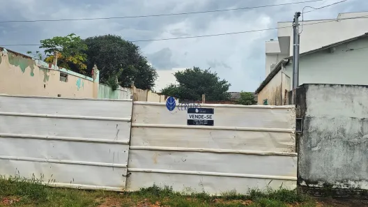 Lote/Terreno à venda, 208m² no Vila Jussara, Anápolis
