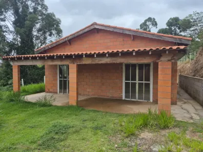 Fazenda/Sítio com 3 Quartos à venda, 1000m² no Jardim Nova Esperança, Mairinque