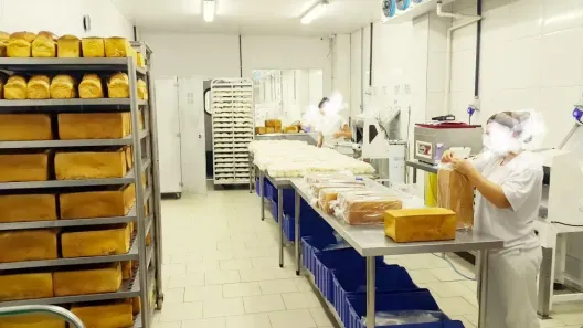 Galpão/Depósito/Armazém à venda, 1400m² no Olaria, Rio de Janeiro