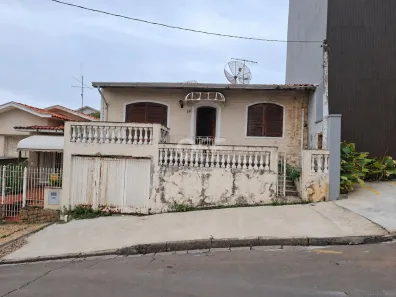 Casa com 3 Quartos à venda, 182m² no Taquaral, Campinas