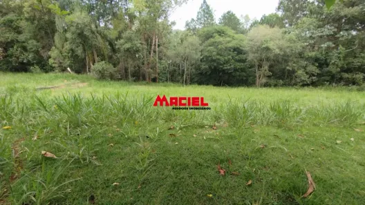 Lote/Terreno à venda, 1077m² no Recanto Santa Barbara, Jambeiro
