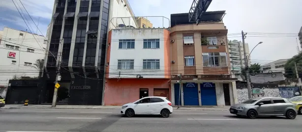 Prédio Comercial com 10 Quartos à venda, 600m² no Praça da Bandeira, Rio de Janeiro