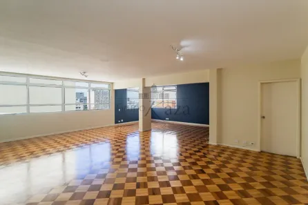 Apartamento com 3 Quartos para alugar, 213m² no Cerqueira César, São Paulo