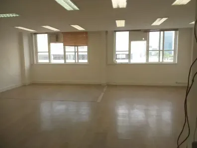 Ponto Comercial para alugar, 100m² no Centro, Rio de Janeiro