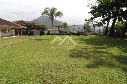 Lote/Terreno à venda, 320m² no Centro, Peruíbe
