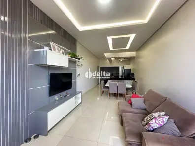 Casa com 3 Quartos à venda, 170m² no Jardim Patrícia, Uberlândia