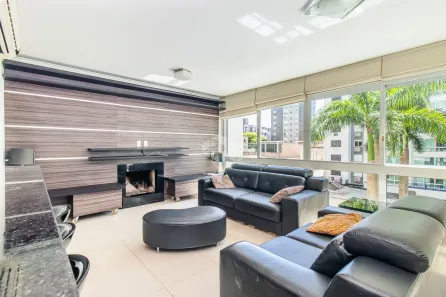 Apartamento com 3 Quartos à venda, 134m² no Passo da Areia, Porto Alegre