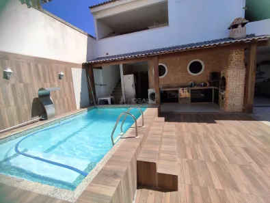 Casa com 4 Quartos à venda, 400m² no Parque Leopoldina, Campos dos Goytacazes