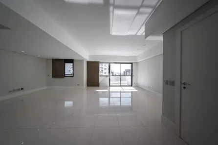 Apartamento com 3 Quartos para alugar, 151m² no Bigorrilho, Curitiba