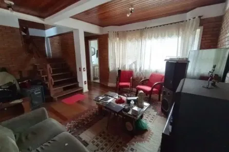 Casa com 3 Quartos à venda, 231m² no Jardim Sabará, Porto Alegre