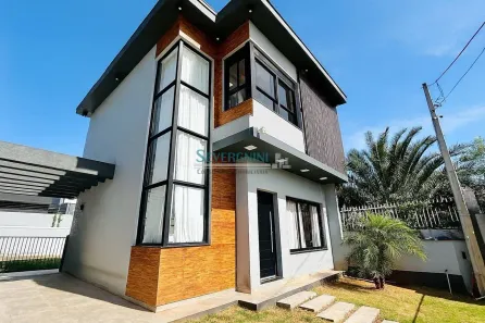 Sobrado com 3 Quartos à venda, 120m² no Parque da Matriz, Gravataí