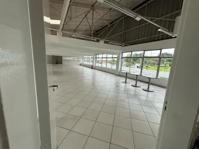 Ponto Comercial para alugar, 26m² no Xaxim, Curitiba