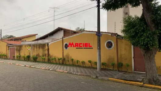Casa com 4 Quartos à venda, 990m² no Jardim Flórida, Jacareí