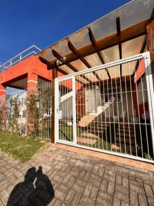 Sobrado com 3 Quartos à venda, 130m² no Santa Fé, Caxias do Sul