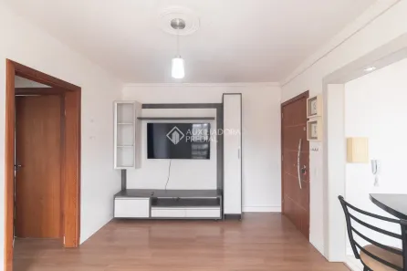 Apartamento com 2 Quartos para alugar, 60m² no Santo Antônio, Porto Alegre