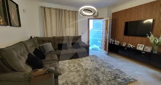 Sobrado com 3 Quartos à venda, 212m² no Vila Paiva, São Paulo