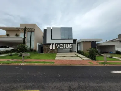 Cobertura com 3 Quartos para alugar, 360m² no Shopping Park, Uberlândia